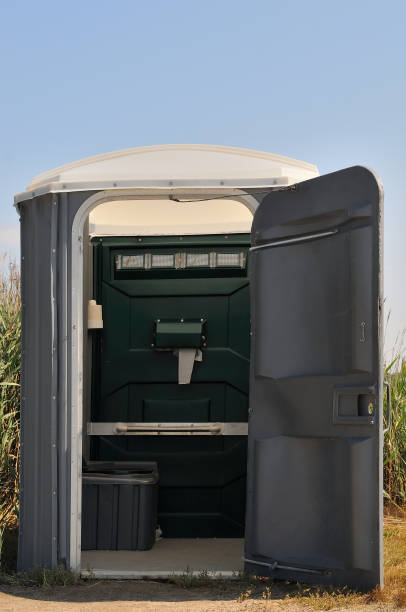 Best Affordable portable toilet rental  in Ravenna, MI